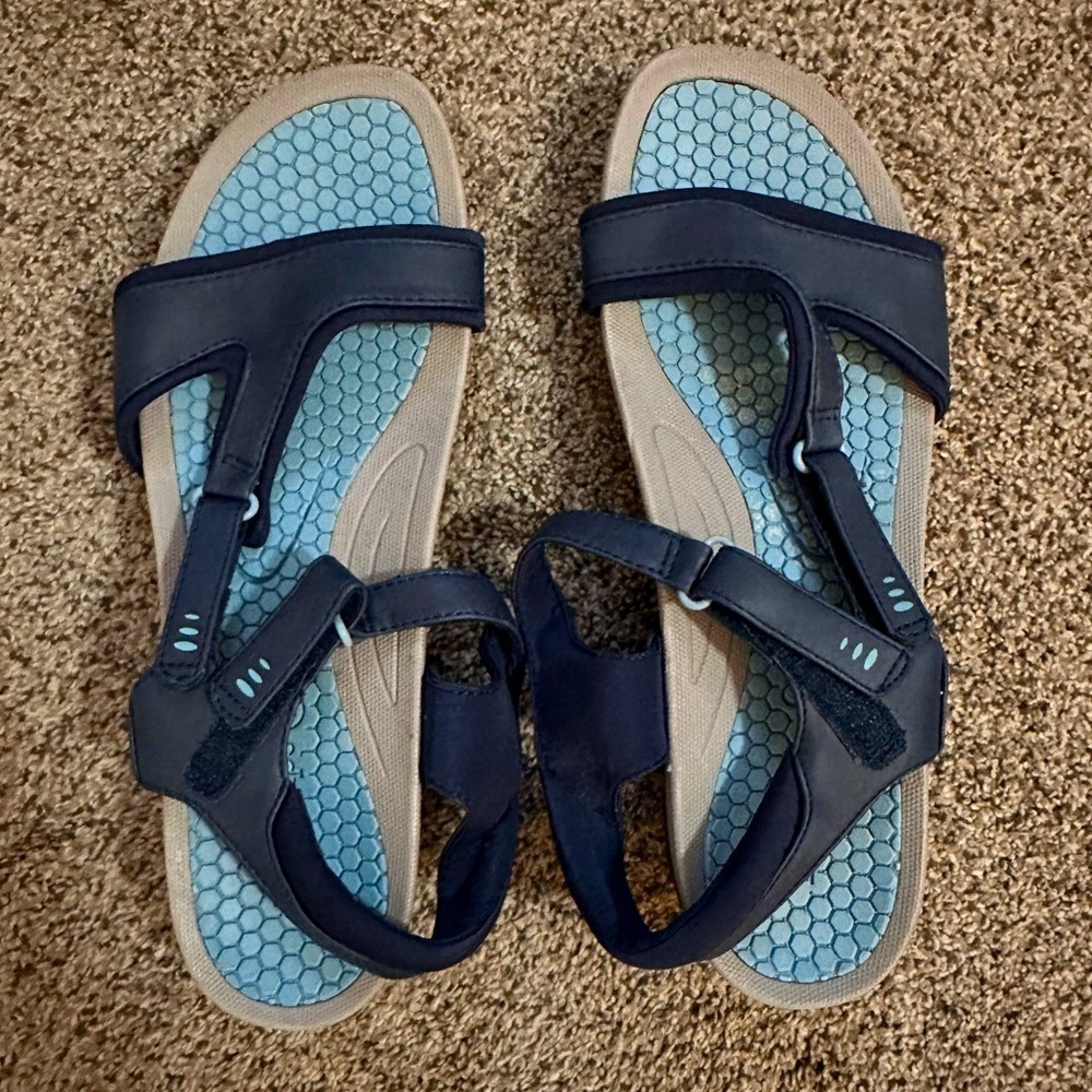 BareTraps Sporty Sandals Navy Slip-Resistant Hook & Loop. Size 11